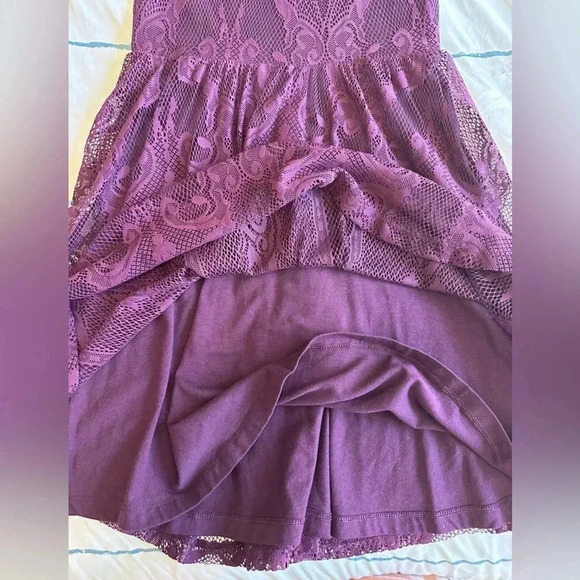 Express Maroon Lace Mini Dress - Picture 8 of 8